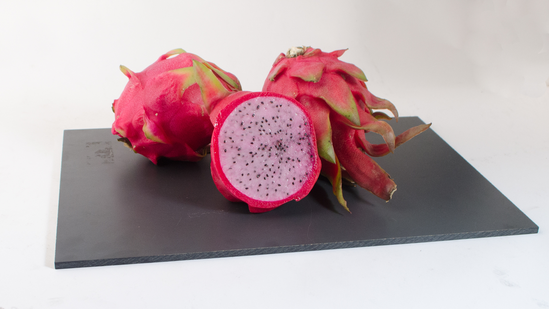 Pitahaya innen rot Drachenfrucht