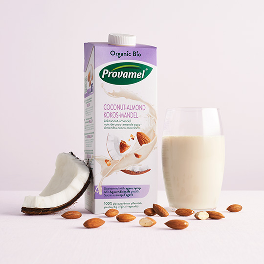 detailshot_540x540_COCONUT-ALMOND-DRINK-JPG__4 Bio Kokos-Mandeldrink